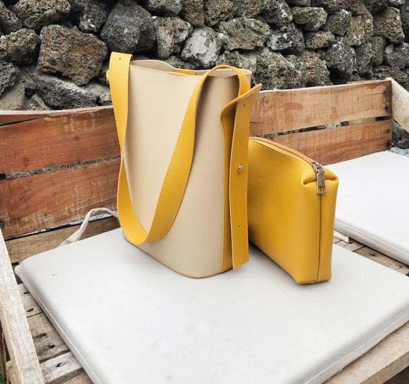 [Korean Style] Casa Minimal Bucket Shoulder Bag