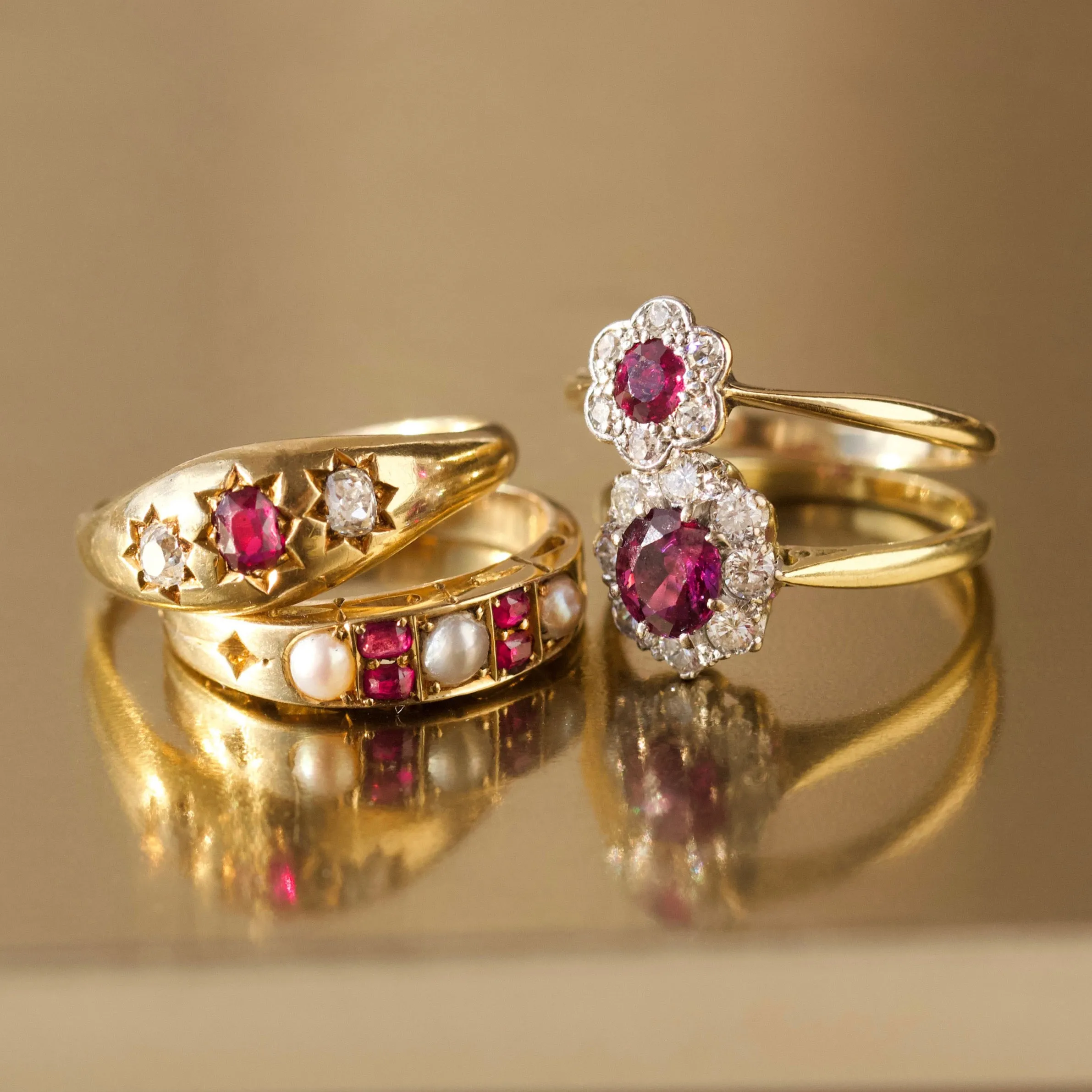 Vintage 18k Solid Yellow Gold Ruby and Diamond Ring Size -  O